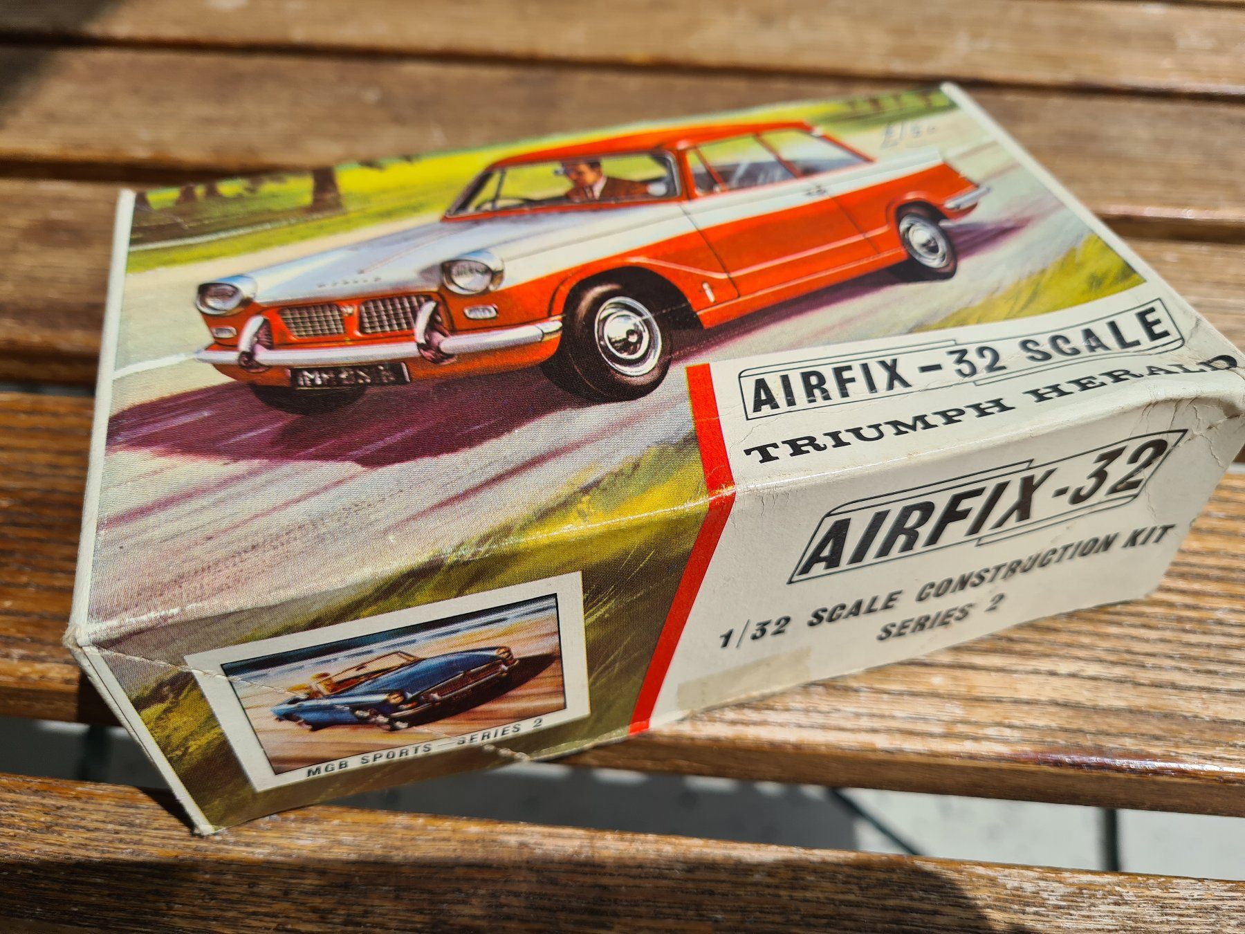 Triumph Modellini d'auto: AIRFIX 32 SCALE Triumph Herald – Usato da Basel venduto da Solarbebop 1