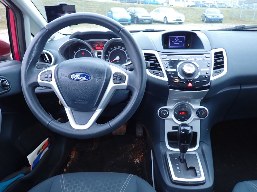 FORD FIESTA 1.4i 5