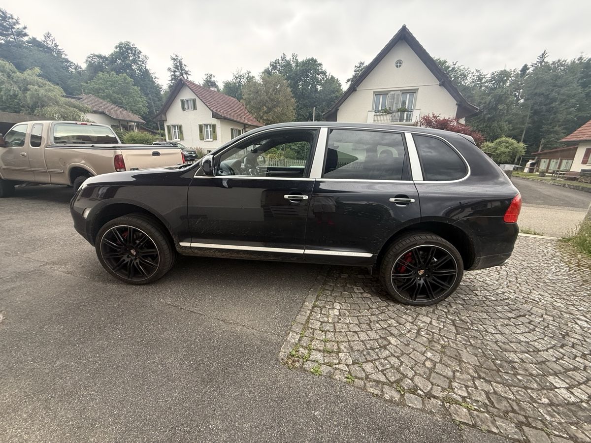 Automobili: Porsche Cayenne Turbo S ab MFK – Usato da Wynau venduto da Ziegler_Secondhand 6