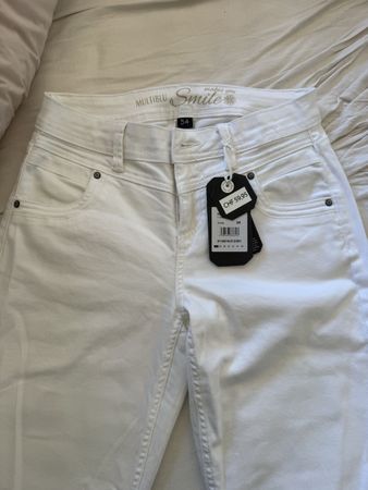 Neue high waist Jeans in weiß Größe 36