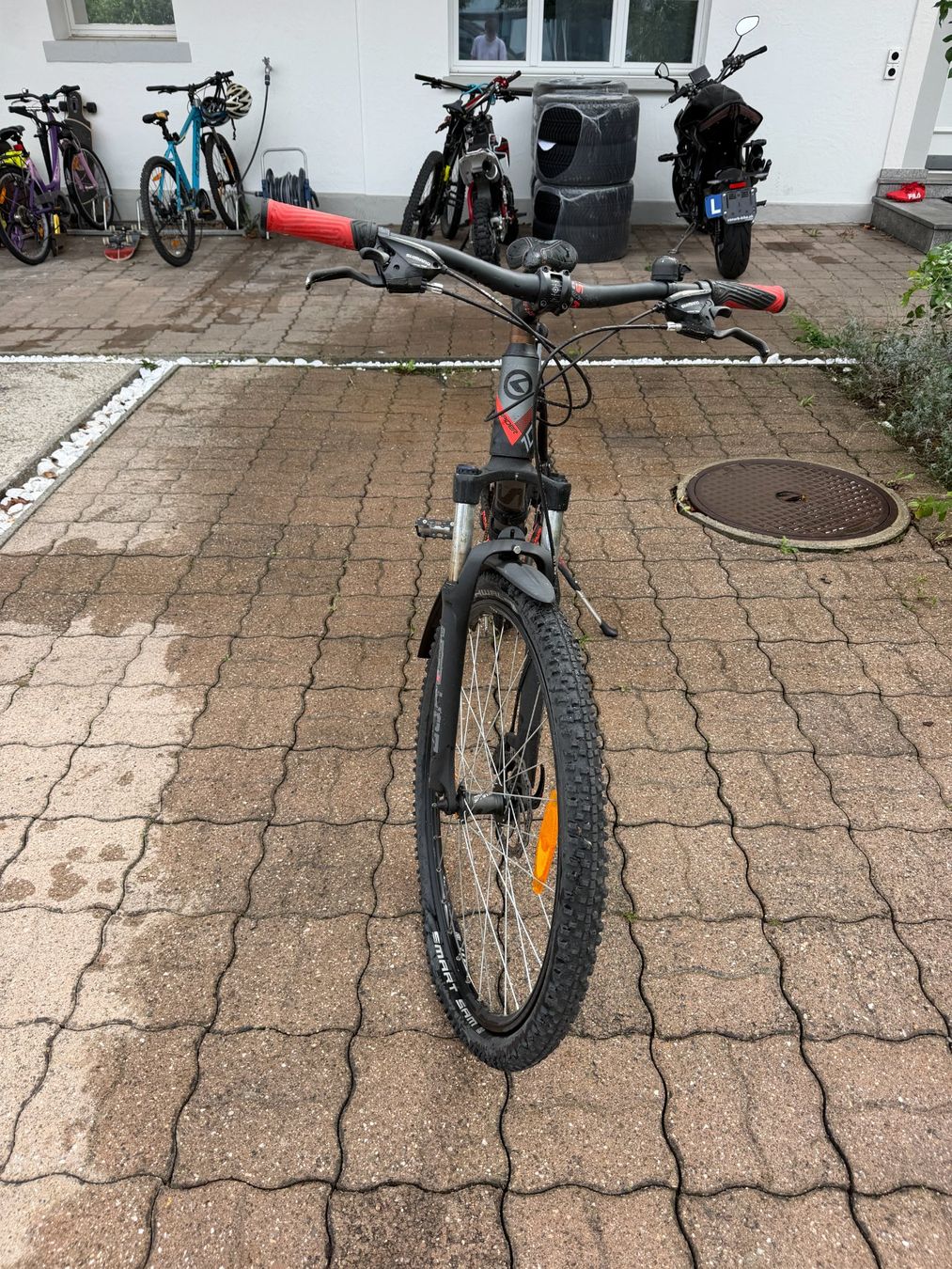 Biciclette: Fahrrad schwarz rot gebraucht – Usato da Neuendorf venduto da luk_7wbl 1