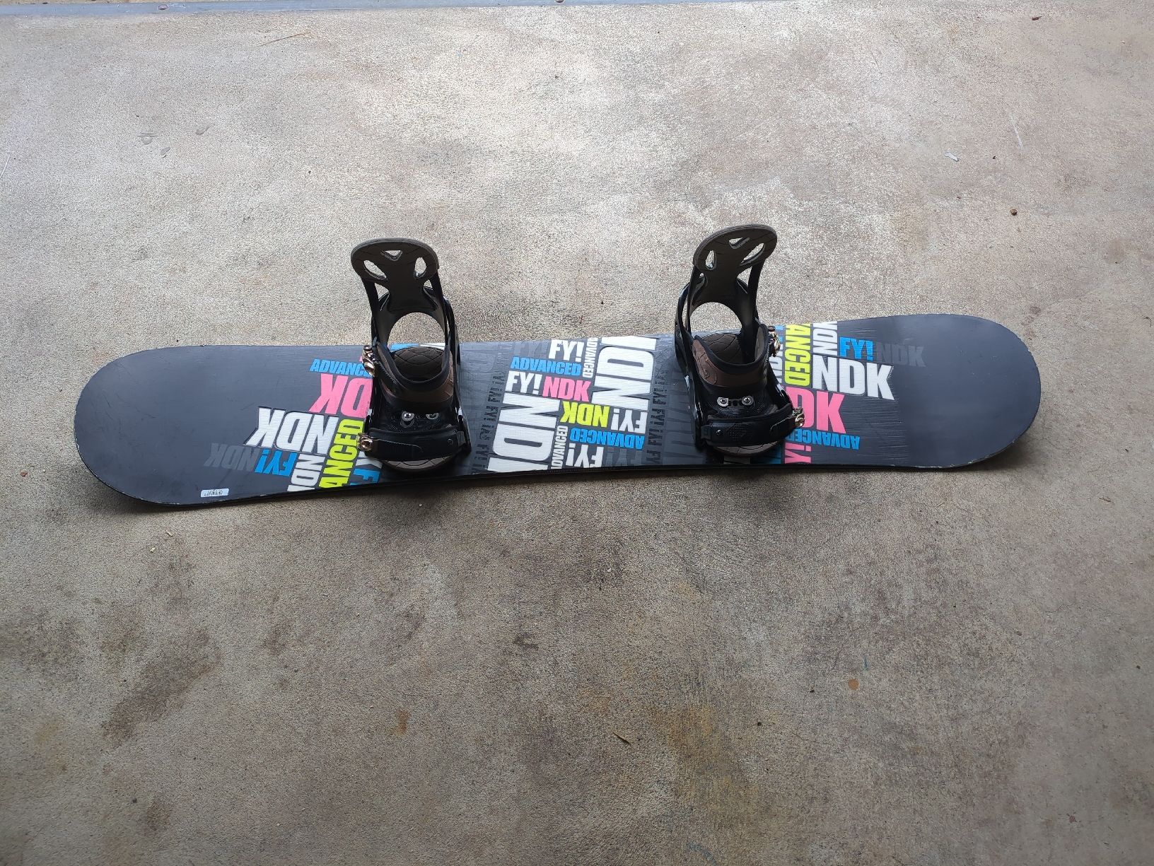 Board: Nidecker Snowboard Advanced mit Bindung – Usato da Niederglatt ZH venduto da ani_7wk9