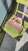 Coole Handtasch in den frischen Farben Grün-Lila, neu