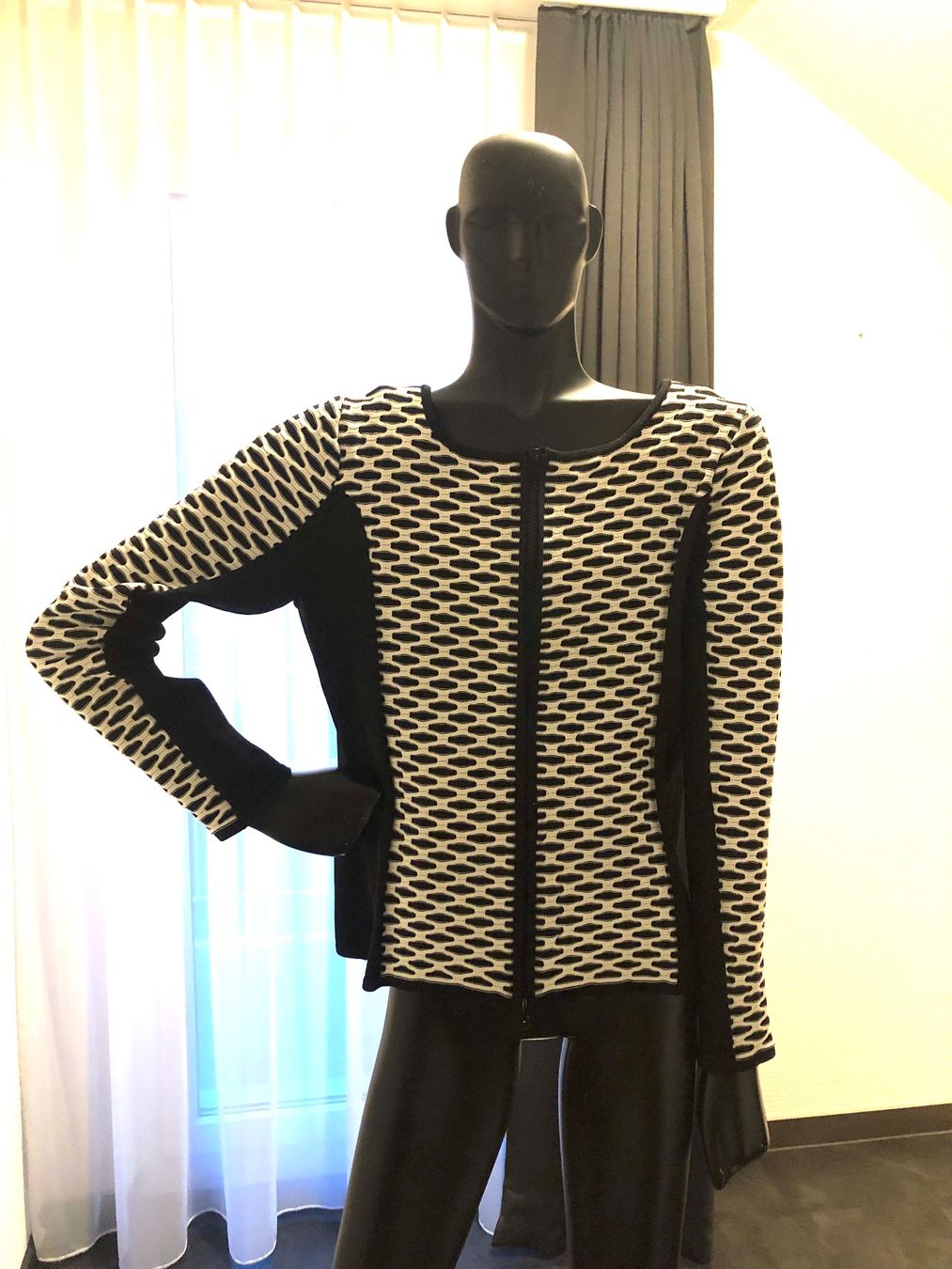 Giacche: Jacke 38 Neu – Nuovo (secondo la descrizione) da Uttwil venduto da Mirabellablau