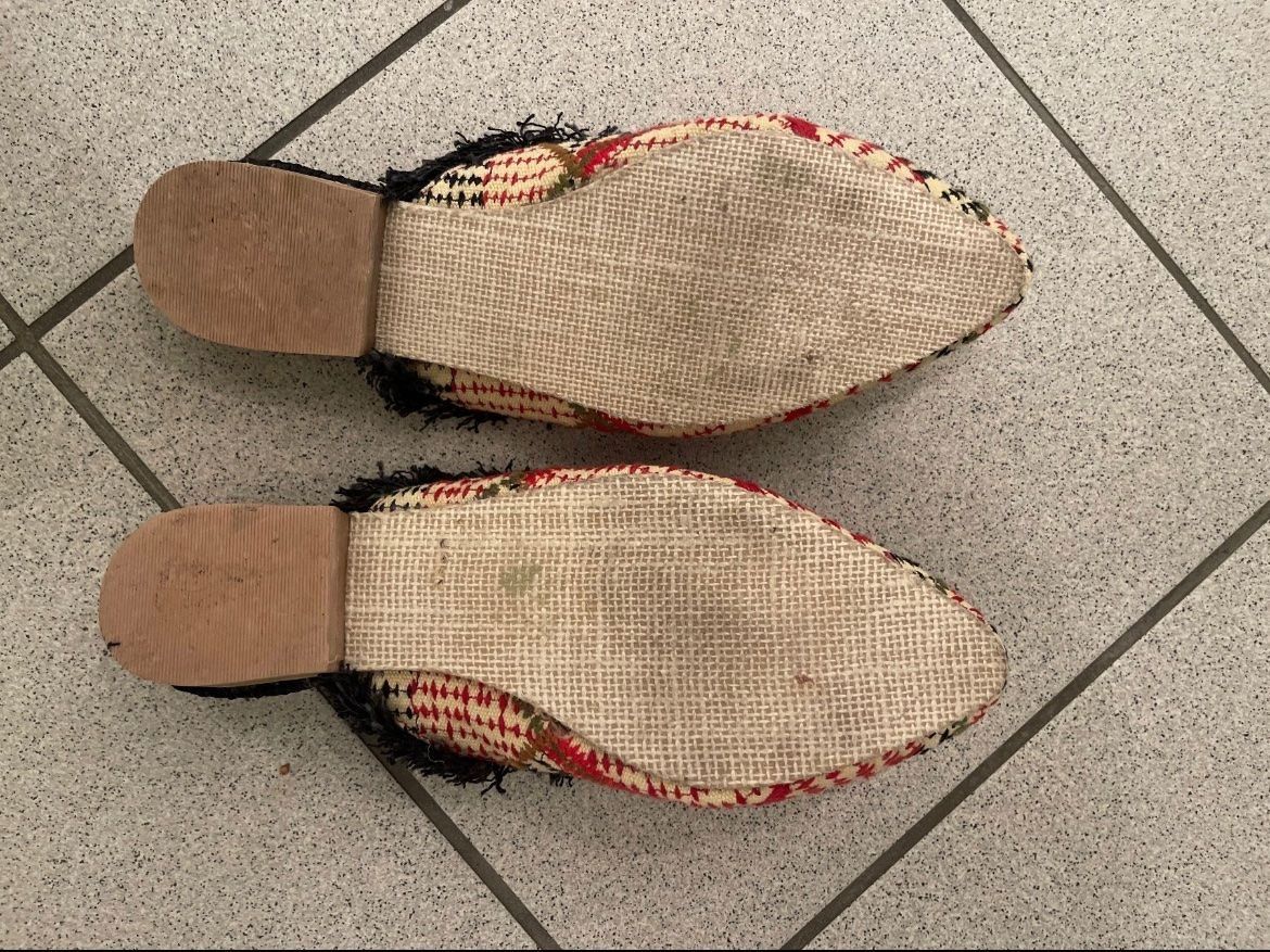 Scarpe da donna: Sommer Pantoffeln Gr 37 – Nuovo (secondo la descrizione) da Langnau am Albis venduto da Judithsebi 1