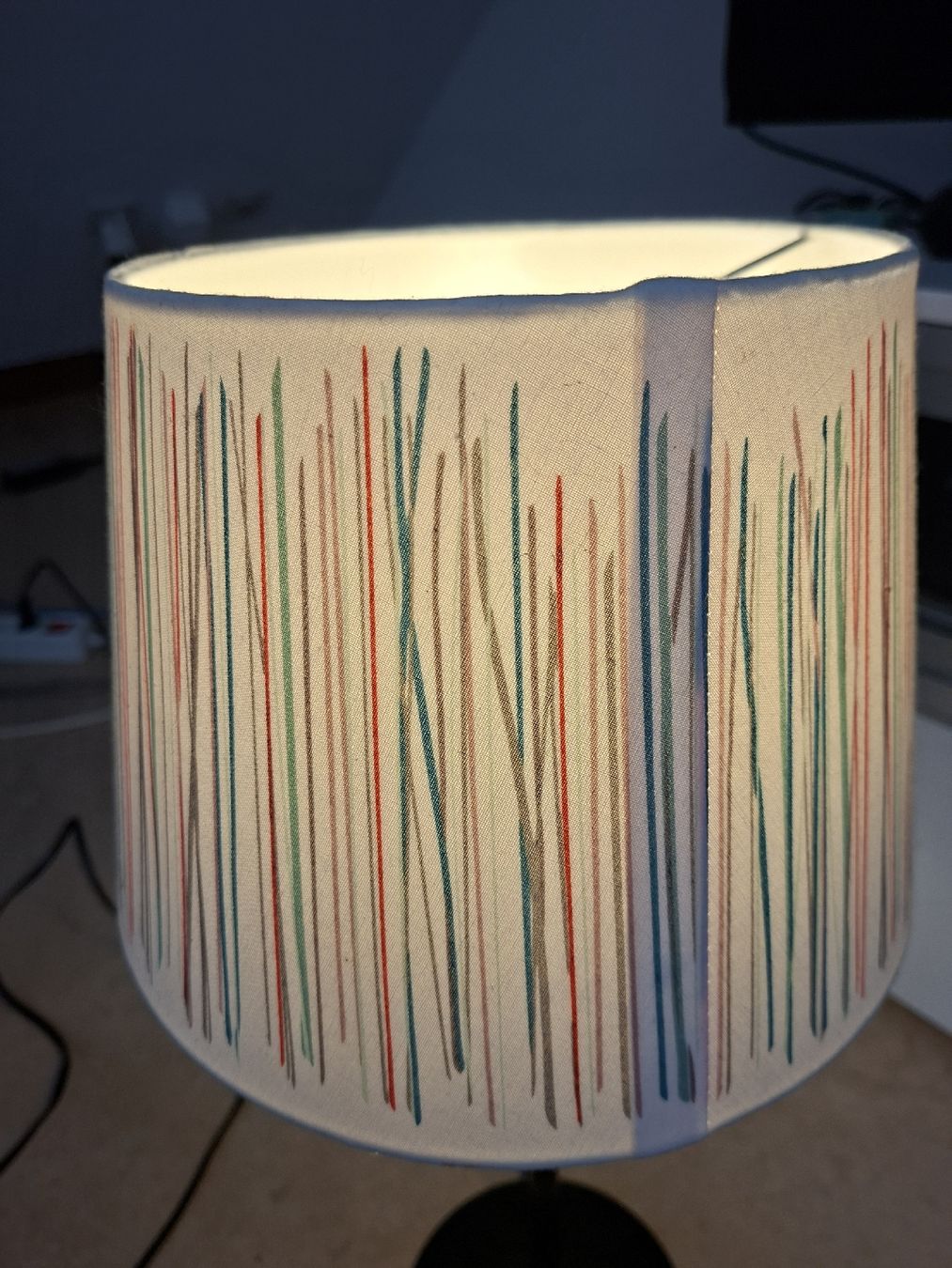 Ikea Lampen: Tischlampe mit farbigem Muster - Lampenschirm – Gebraucht aus Klingnau von vollmond36 7