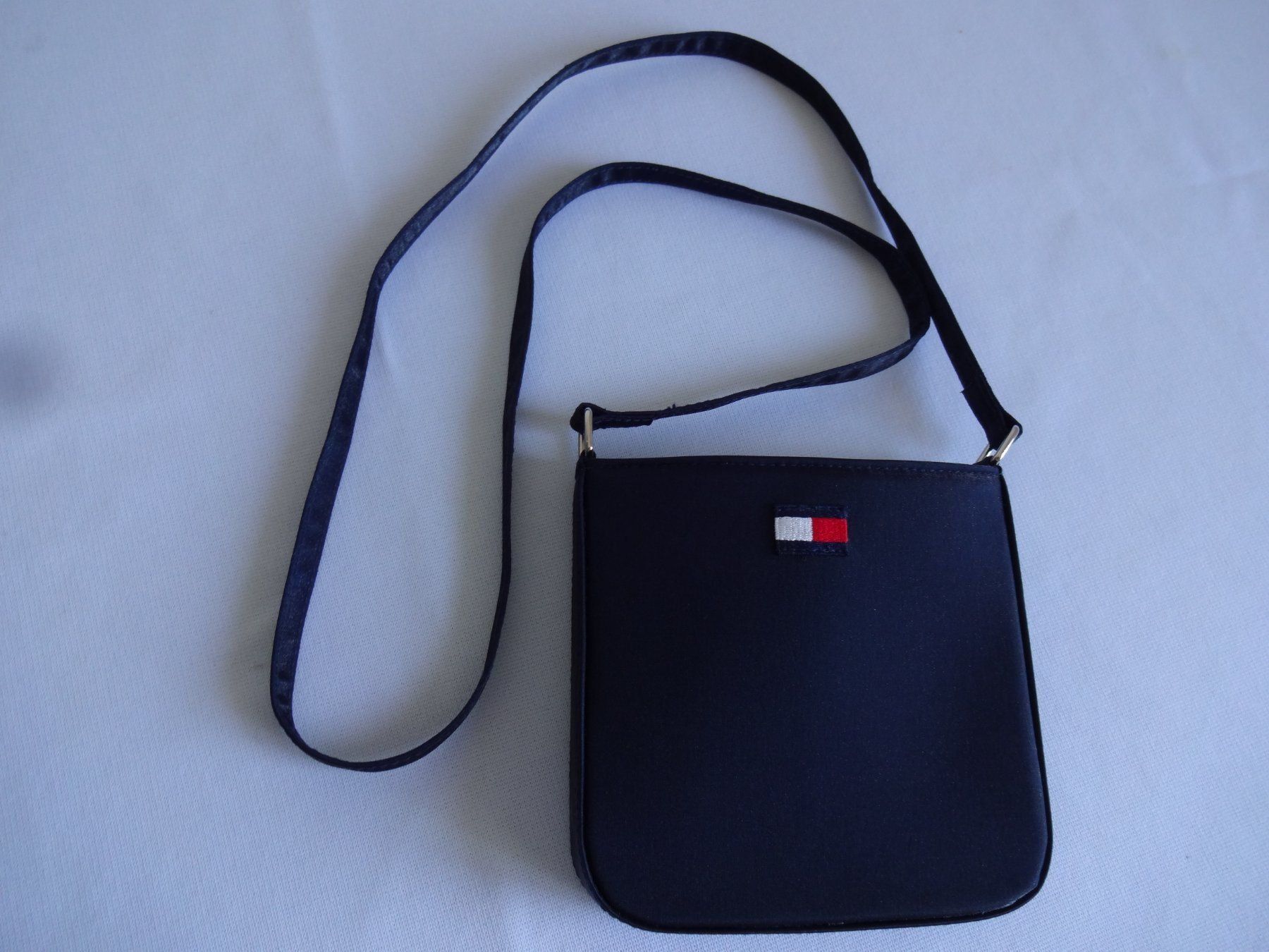 Tommy Hilfiger Borse: TOMMY HILFIGER  Tasche – Nuovo (secondo la descrizione) da Frauenfeld venduto da rey06 1