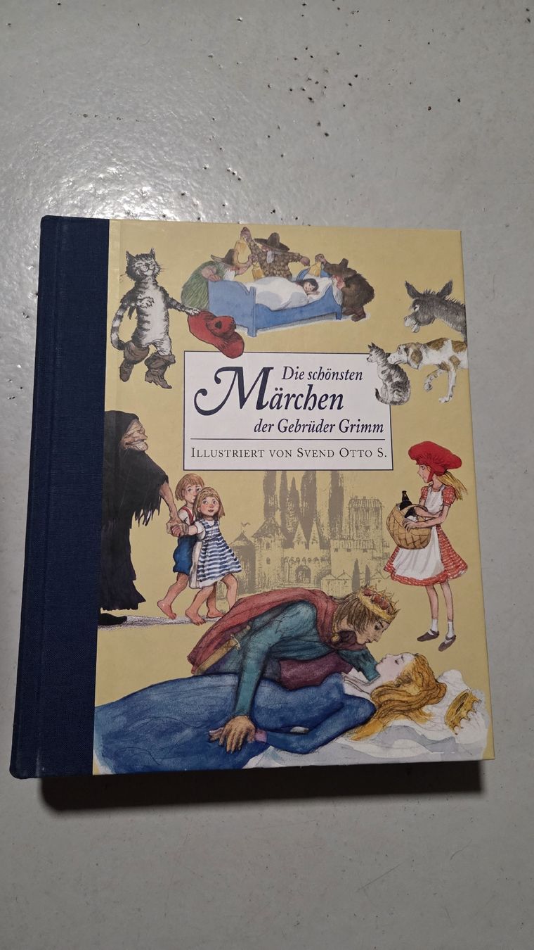 Bücher: Die schönste Märchen der Gebrüder Grimm – Gebraucht aus Esslingen von Bolormaa