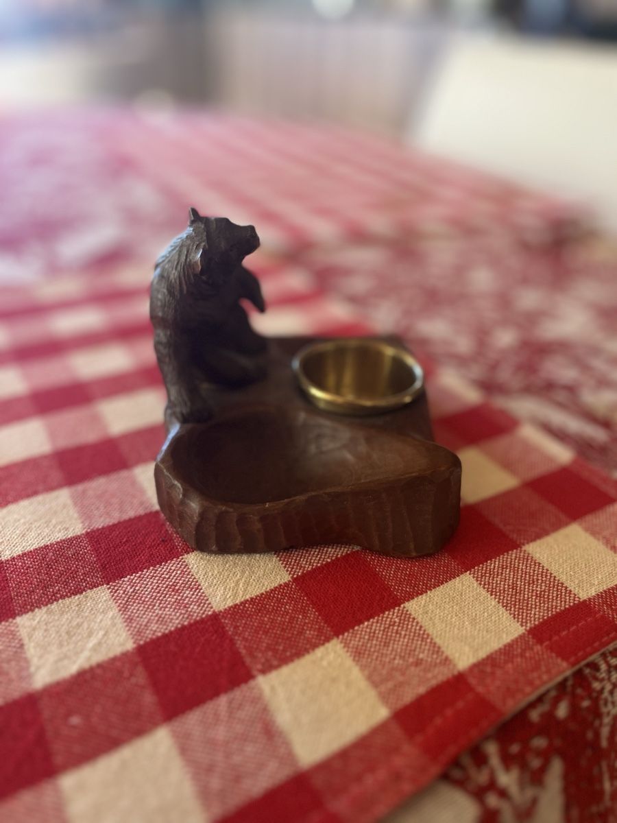 Sculture & Statue: Antiker Bär aus Holz mit Messing Schale – Usato da Saanen venduto da SoniaMichaela 4