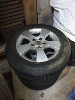 3x Skoda Octavia räder mit Original Felgen