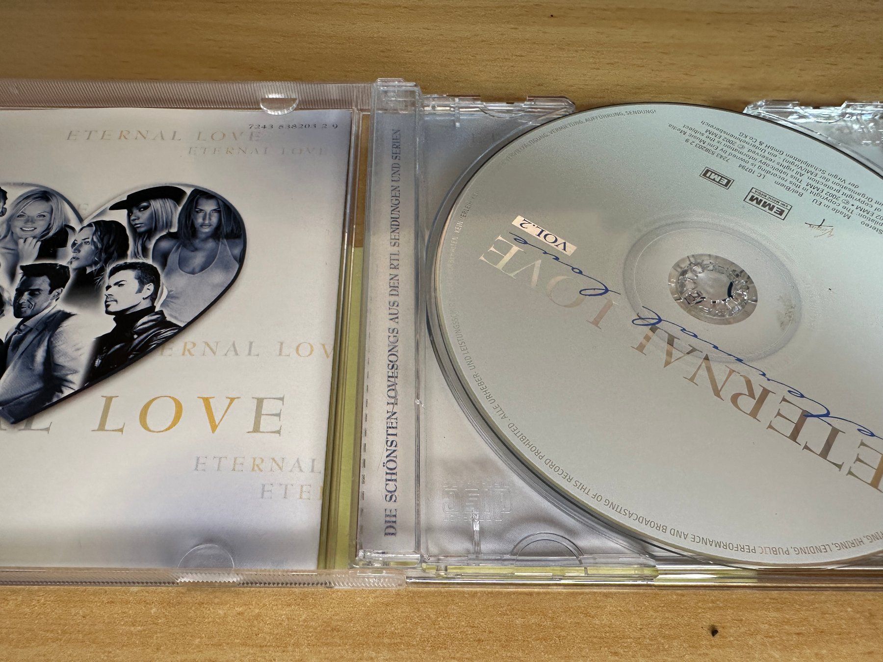 CD: V1 Various – Eternal Love Vol.2 – Usato da Rikon im Tösstal venduto da Alpenmutz 2