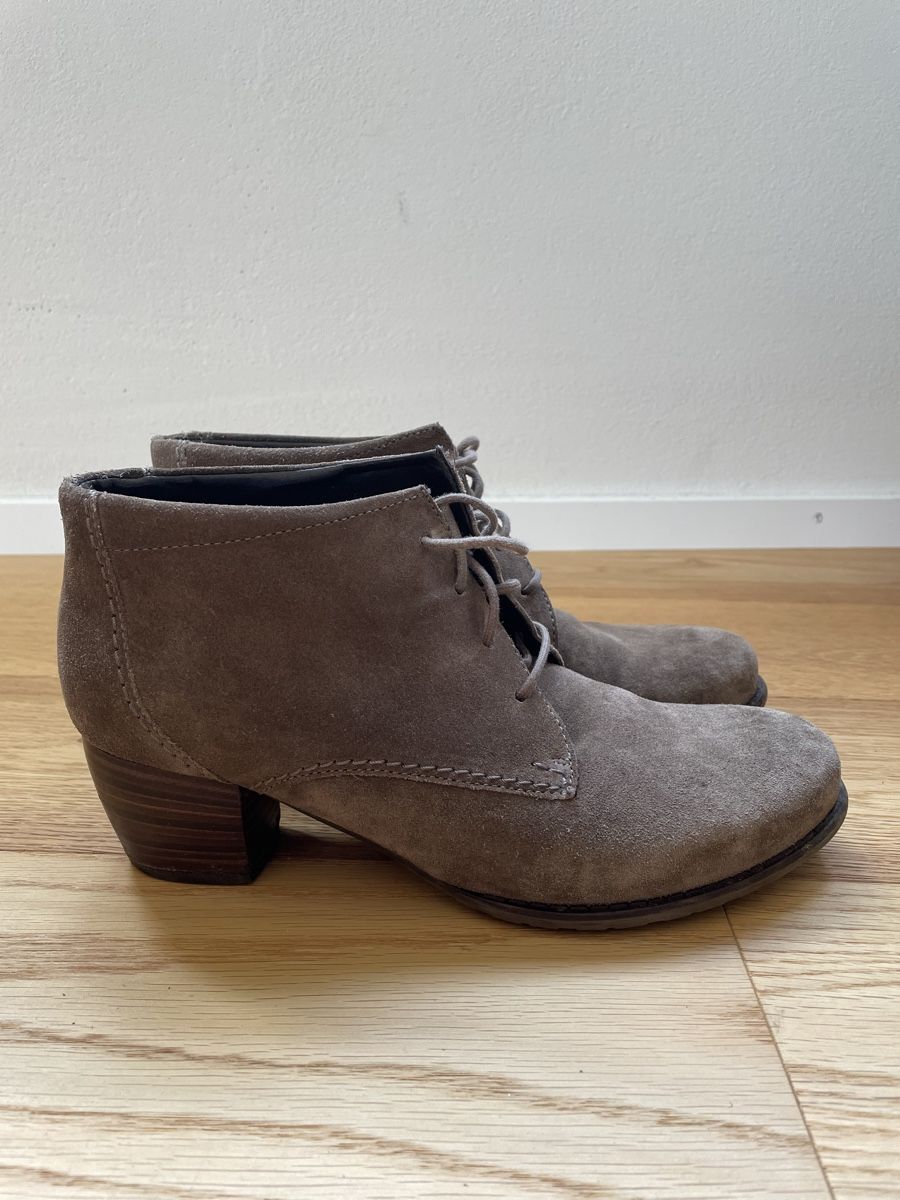 Ara Scarpe da donna: Ara Stifeletten Wildleder Gr. 39 – Nuovo (secondo la descrizione) da Winterthur venduto da piip13