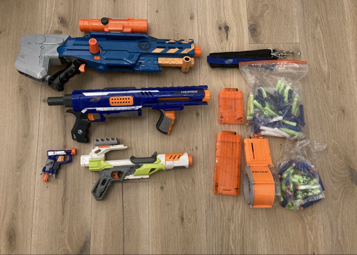 Nerf Jouets: Nerf Waffensammlung – D'occasion à Stetten SH par Hrbt