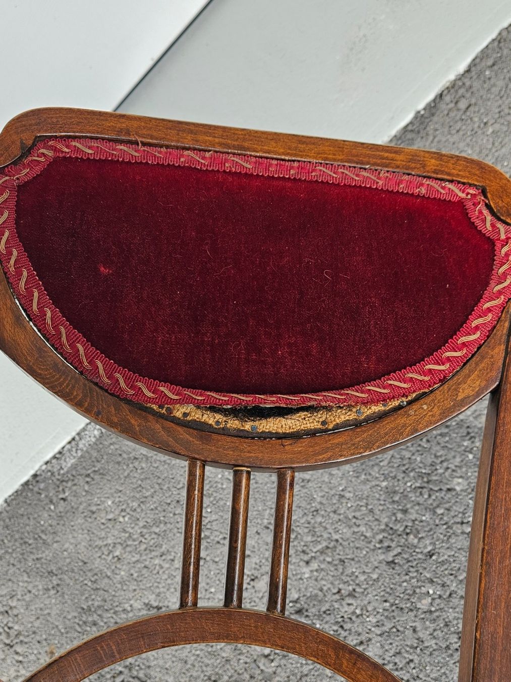 Thonet Sedie: Thonet Stuhl Wien – Usato da Altstätten SG venduto da Gartenmeister60 7