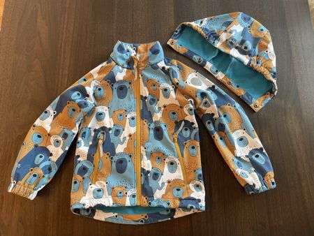 Kinder Softshelljacke Icepeak Bärenmuster Grösse 110