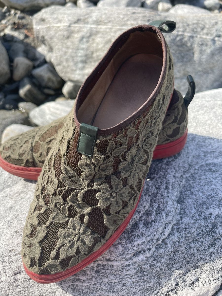 Scarpe da uomo: Scarpe-sneakers di pizzo 39/40-comode ed eleganti! – Usato da Gordevio venduto da LanaZimm 9