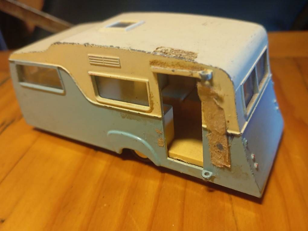 Dinky Toys Modellautos: Caravan dinky Toys – Gebraucht aus Basel von Petergunn 1