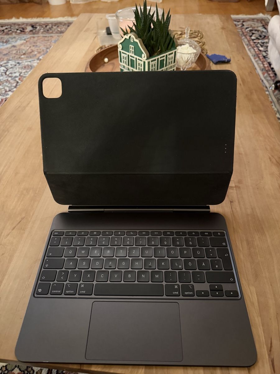 Apple Tablet PC: Apple Ipad Pro 13 256GB – Neu (gemäss Beschreibung) aus St. Gallen von diacooo 3
