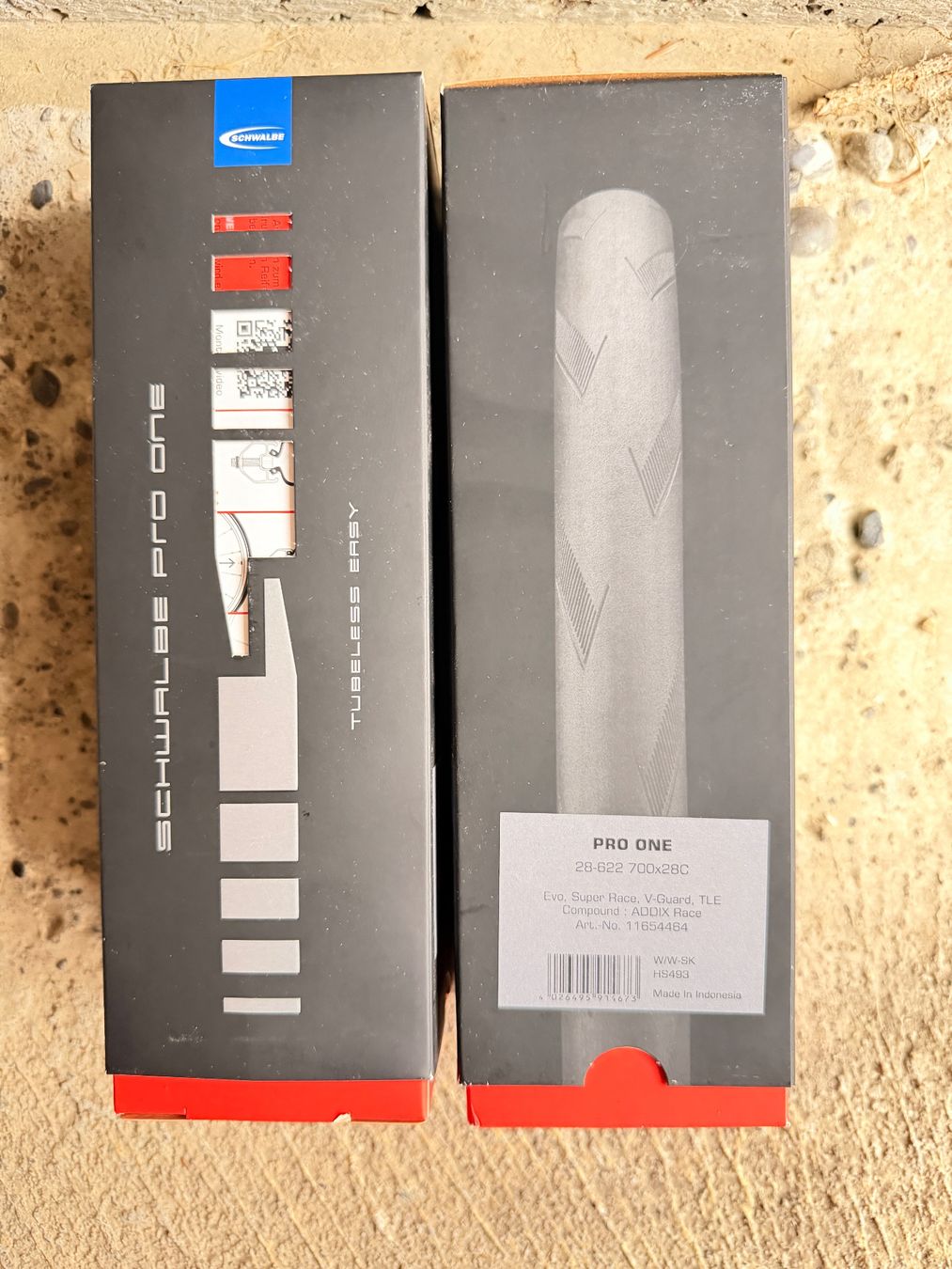 Pezzi di ricambio: Schwalbe Pro One Pneu 2 Stk.  28c NEU – Nuovo e nell'imballaggio originale da Uebeschi venduto da snow-sports