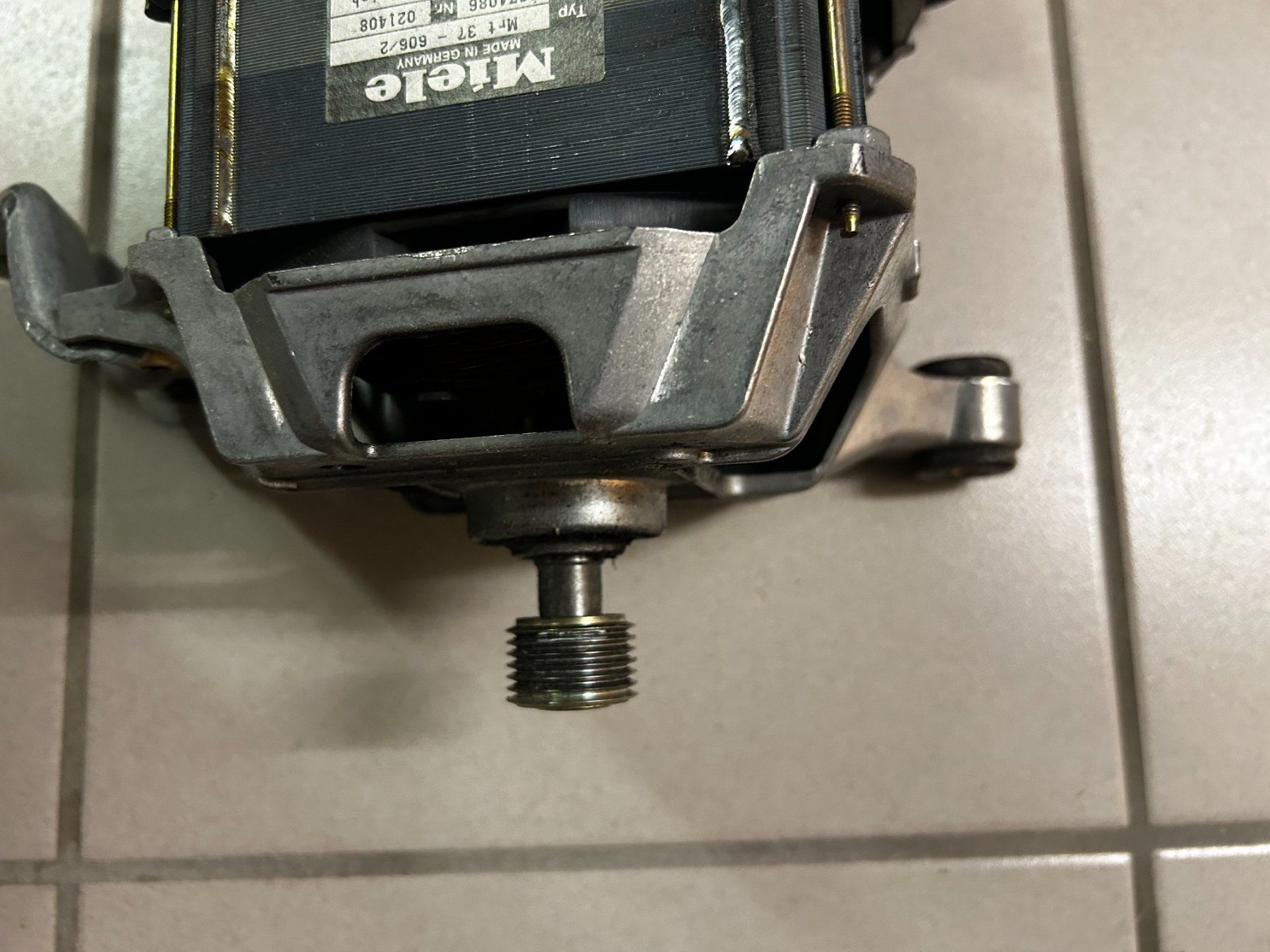 Miele Lavatrici: Miele Waschmaschine Motor Typ Mrt 37-606/2 – Usato da Jens venduto da Typpex 4