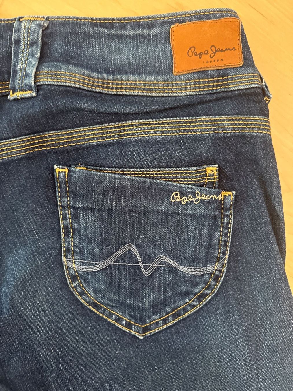 Pepe Jeans Jeans: Pepe Jeans W31 L34 – Gebraucht aus Winterthur von Emma0312 1