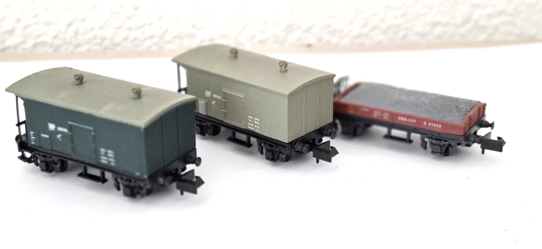 Modellini di ferrovie: 3 SBB Güterwagen vermutlich Swisstoys – Usato da Biberist venduto da Ntrains 1