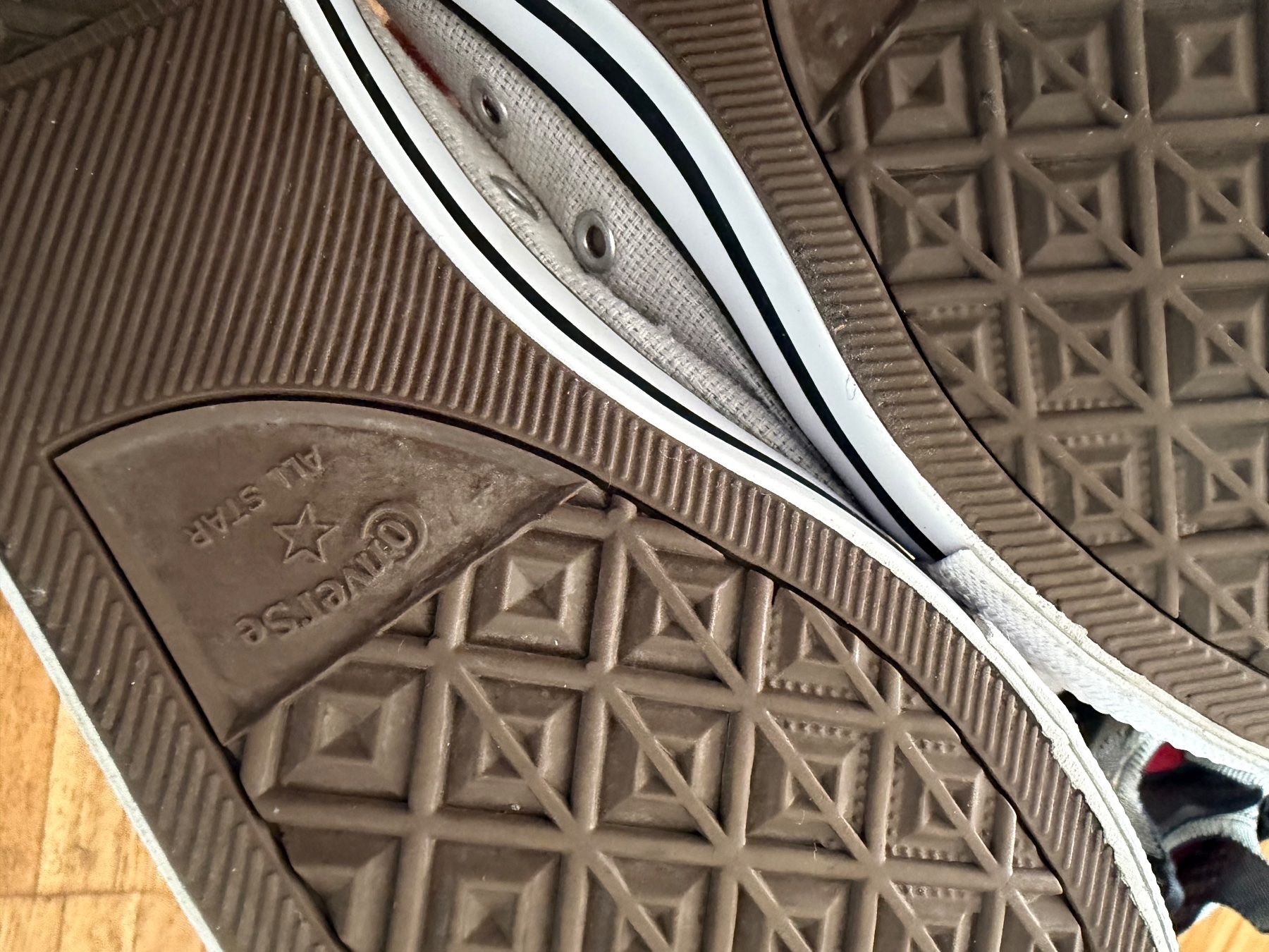 Converse Damenschuhe: converse gr 39 – Gebraucht aus Winterthur von EasyRS 3