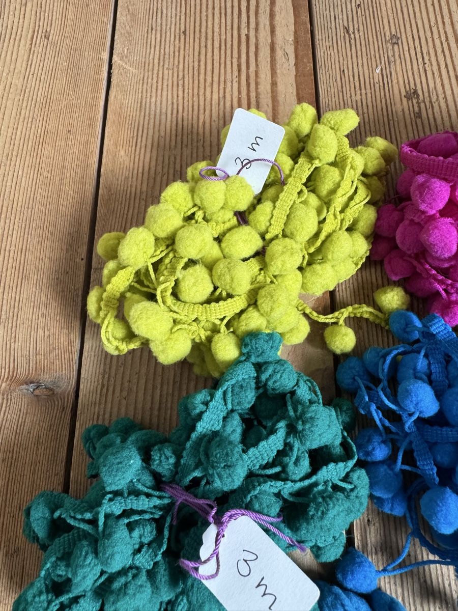 Nastri decorativi: Pompon-Borte 5x3m – Nuovo (secondo la descrizione) da Solothurn venduto da sim_l6lb 2