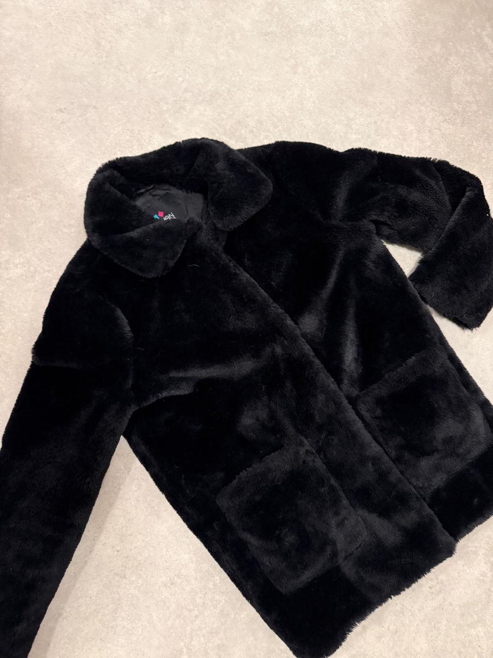 Cappotti: Manteau d'hiver noir taille M – Usato da Sornetan venduto da T.a333 1
