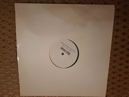 Rare Garage House 12"- Illicit mixes - Heather Small - Proud