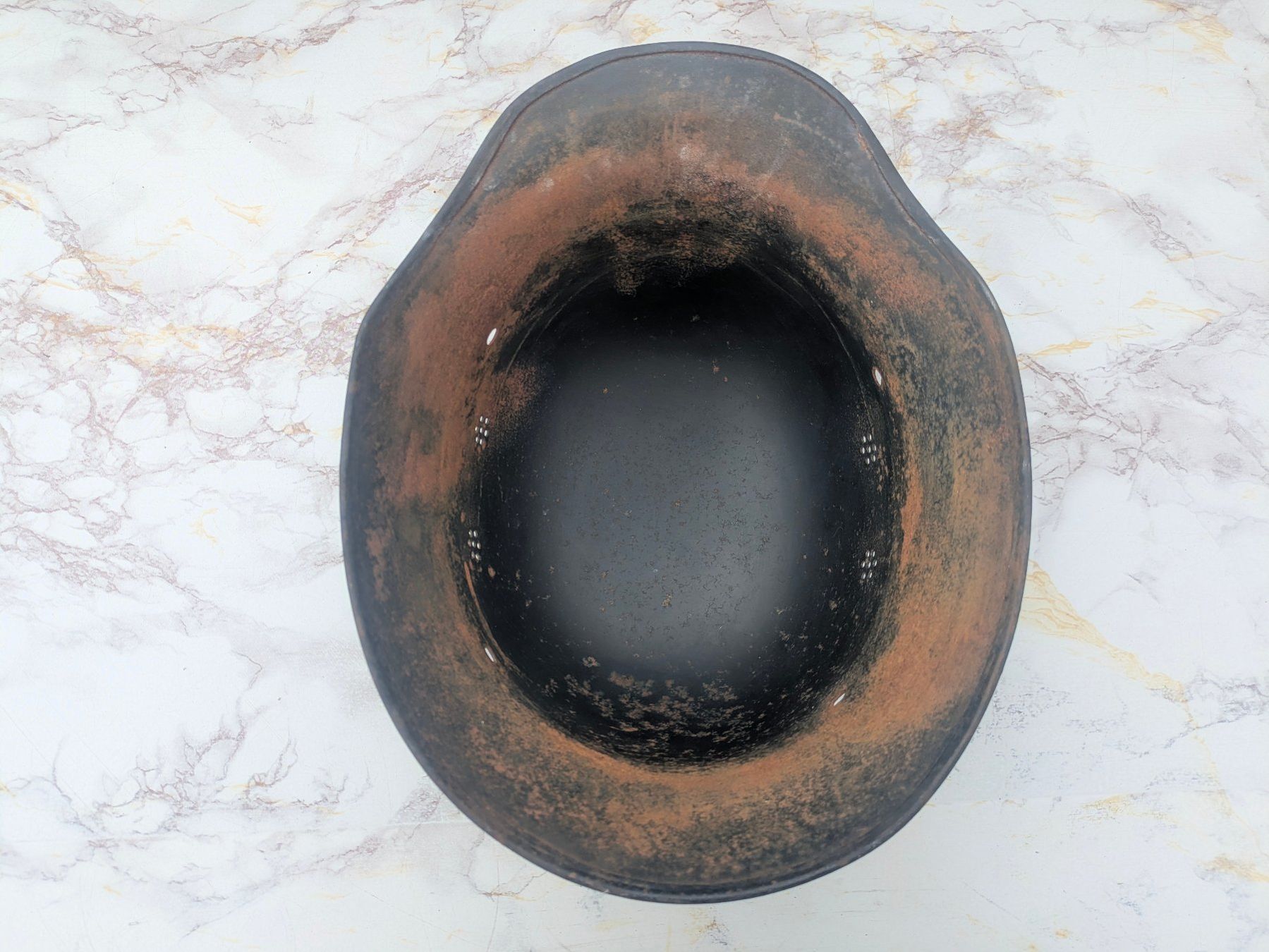 Uniformi & Effetti personali: Luftschutz Stahlhelm M34 "Duck Bill Visor" – Usato da Buttisholz venduto da ArmeeShopCH 8