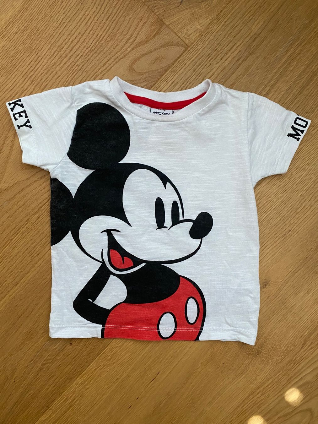 Next Chemises, T-shirts & Polos: Next Mickey Mouse T-Shirt 74 – D'occasion à Trachslau par RetoM1982