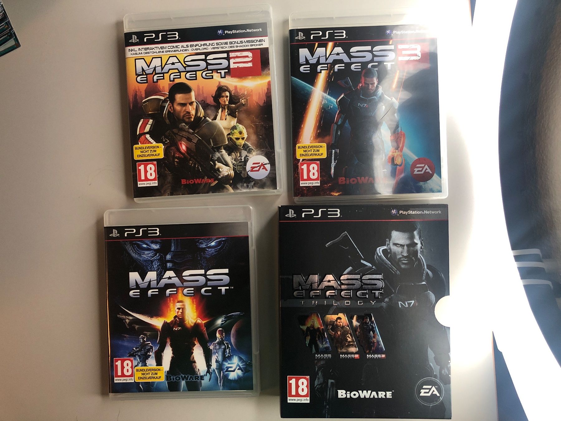 Sony Giochi: Mass Effect Trilogy - PS3 – Usato da St.gallen venduto da taduz
