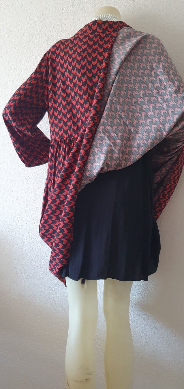 Comma Vestiti: COMMA Viscose Kleid gr40, dubliert Neuwertig – Usato da Niederbipp venduto da blu_jw7r 3