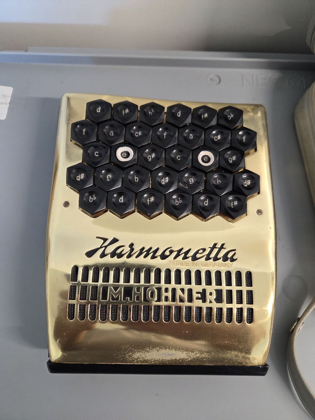 Hohner Strumenti musicali: Mundharmonika Hohner Harmonetta mit Etui  – Usato da Dietikon venduto da Allegra34 8