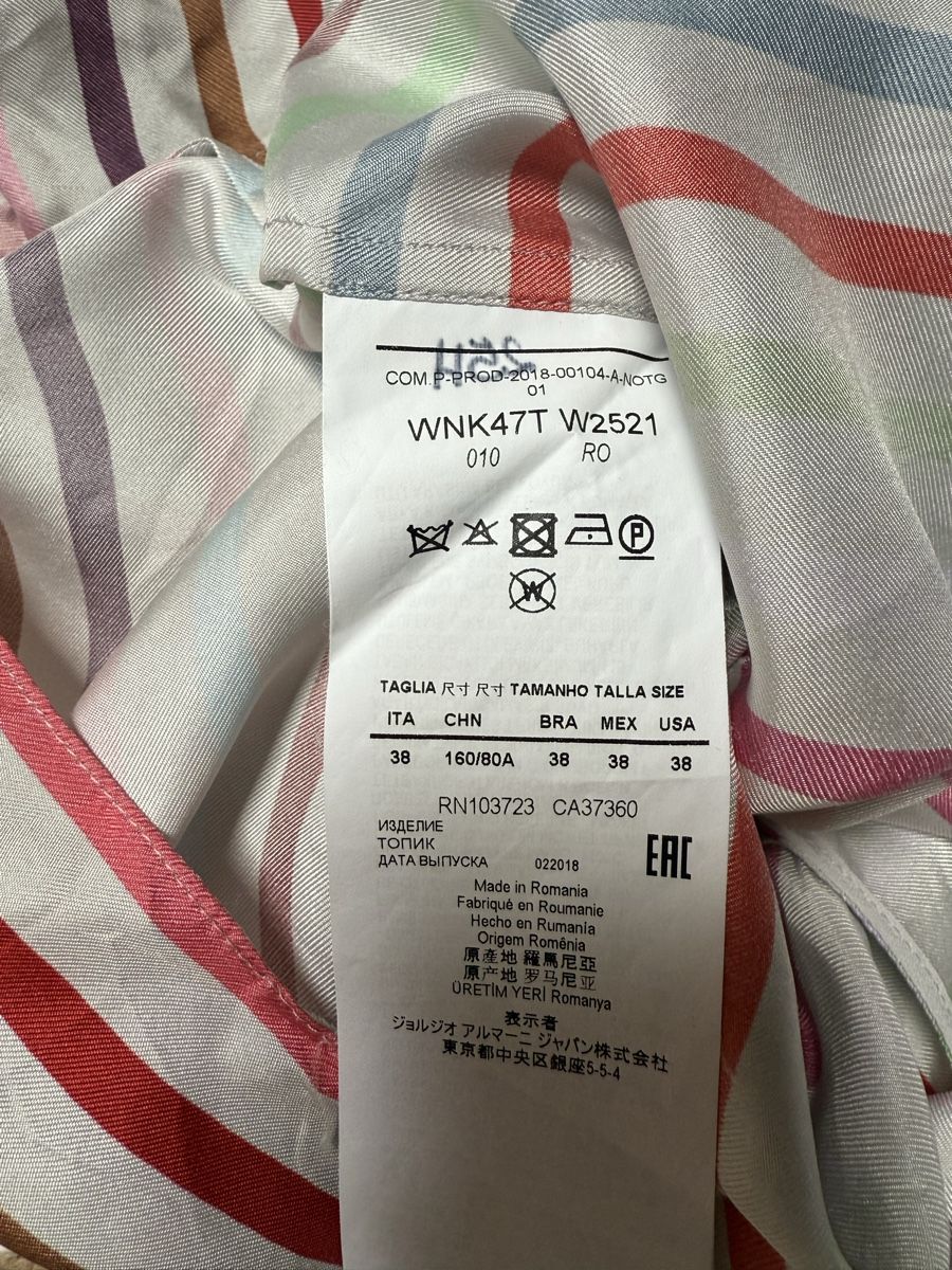 Armani Tops: Armani silk top xs – D'occasion à Barna par orbuyorcry 3