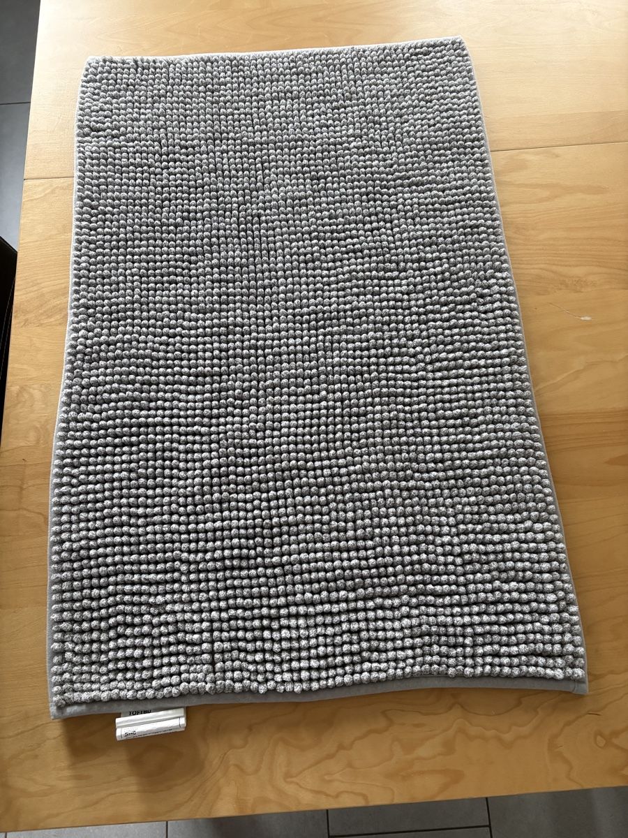Teppiche: Badematte TOFTBO IKEA – Gebraucht aus Auenstein von 5222