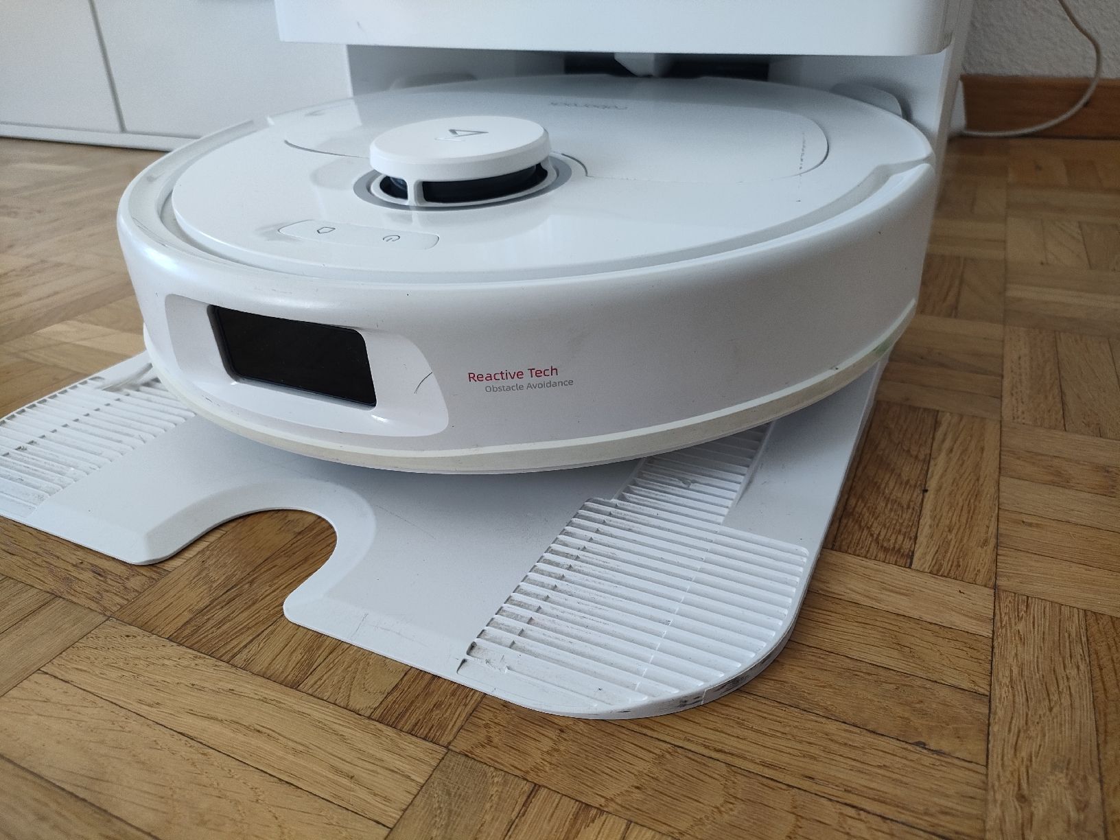 Roborock Aspirapolveri & Accessori: Roborock Q Revo mit Ladestation  – Usato da Weiningen TG venduto da NumisBila 2
