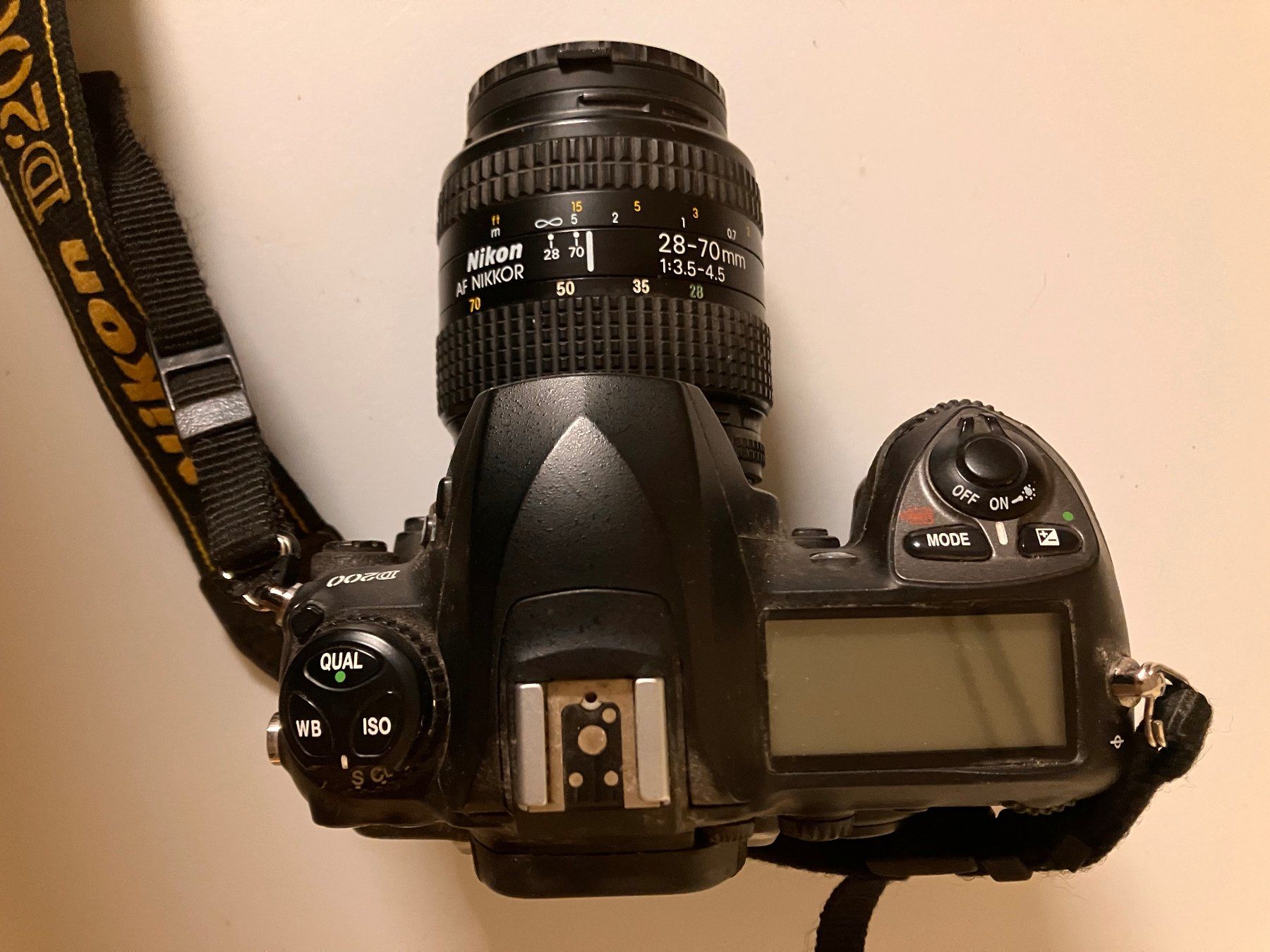 Nikon Fotocamera: Nikkon D200 mit integriertem AF 28 - 70 mm – Usato da Linden venduto da nitsirc 3