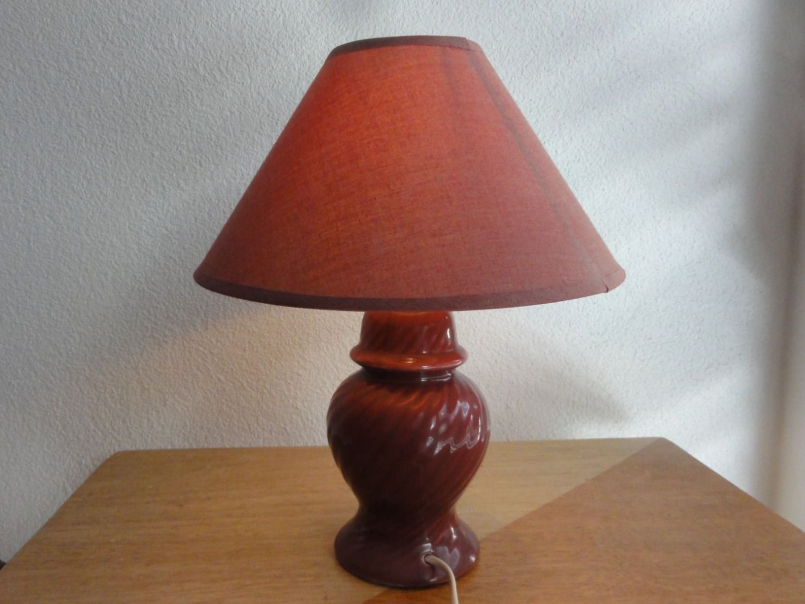 Lampade: rosa Tischlampe – Usato da Steffisburg venduto da Robinh.17