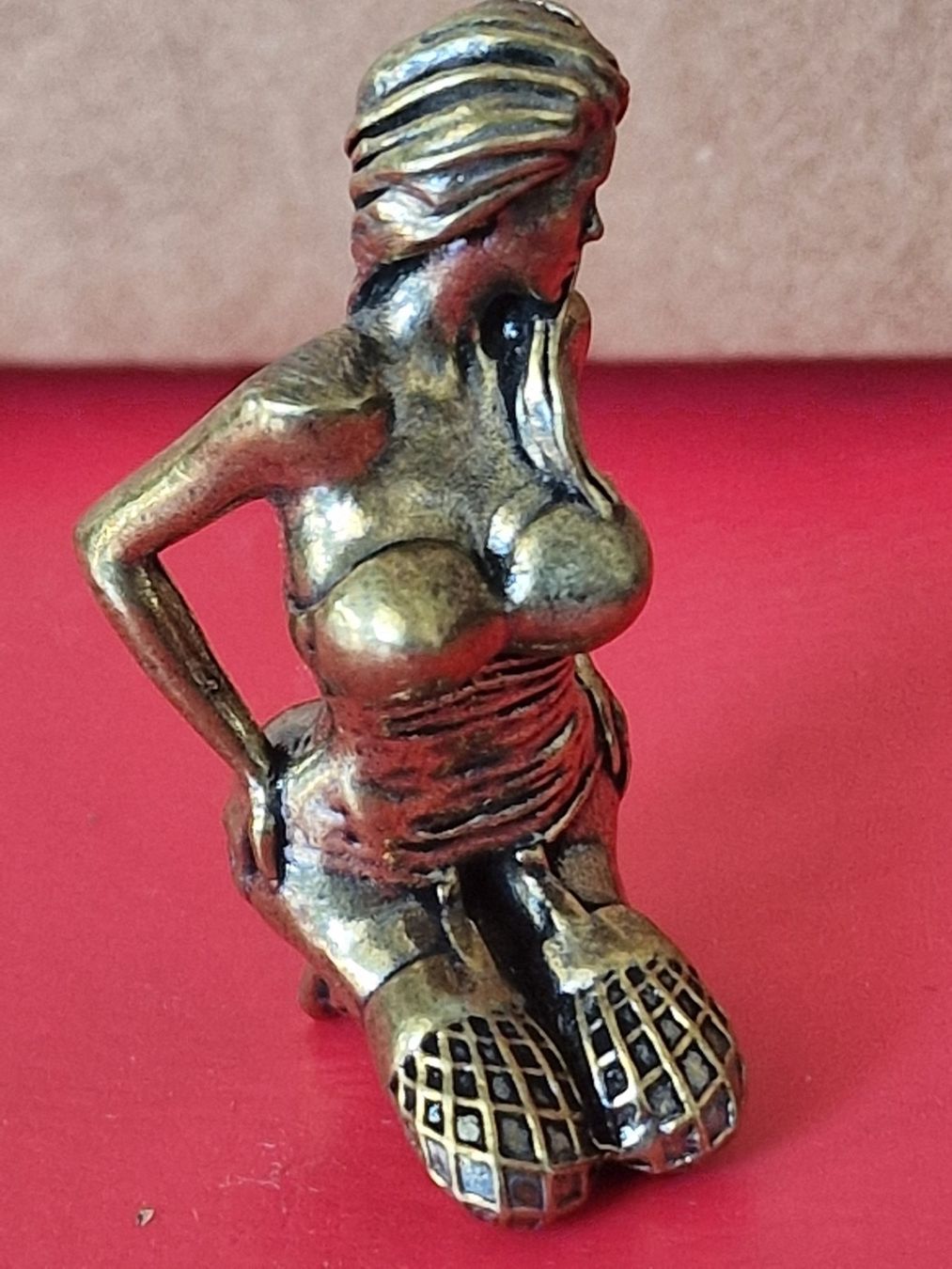 Statuette: Sexy Frau Figur aus Messing – Nuovo (secondo la descrizione) da Uerkheim venduto da Kaufoption 5