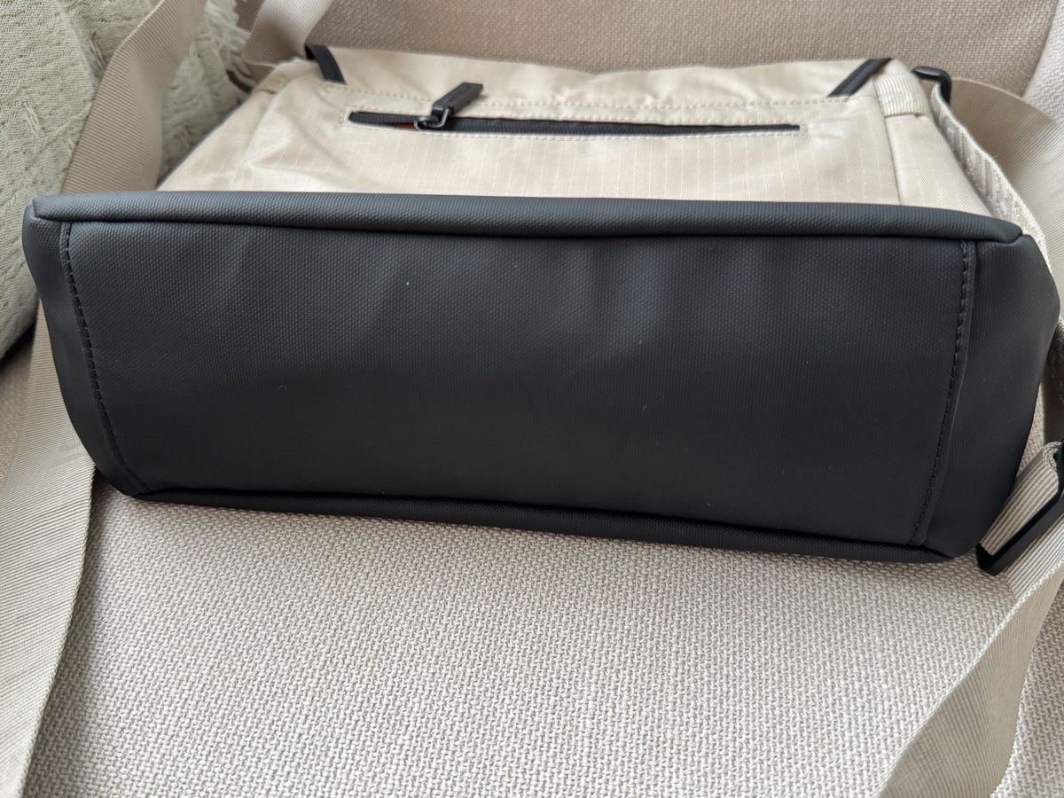 Strellson Borse: Strellson Messenger Tasche beige – Nuovo (secondo la descrizione) da Muttenz venduto da einfach-schoen 2