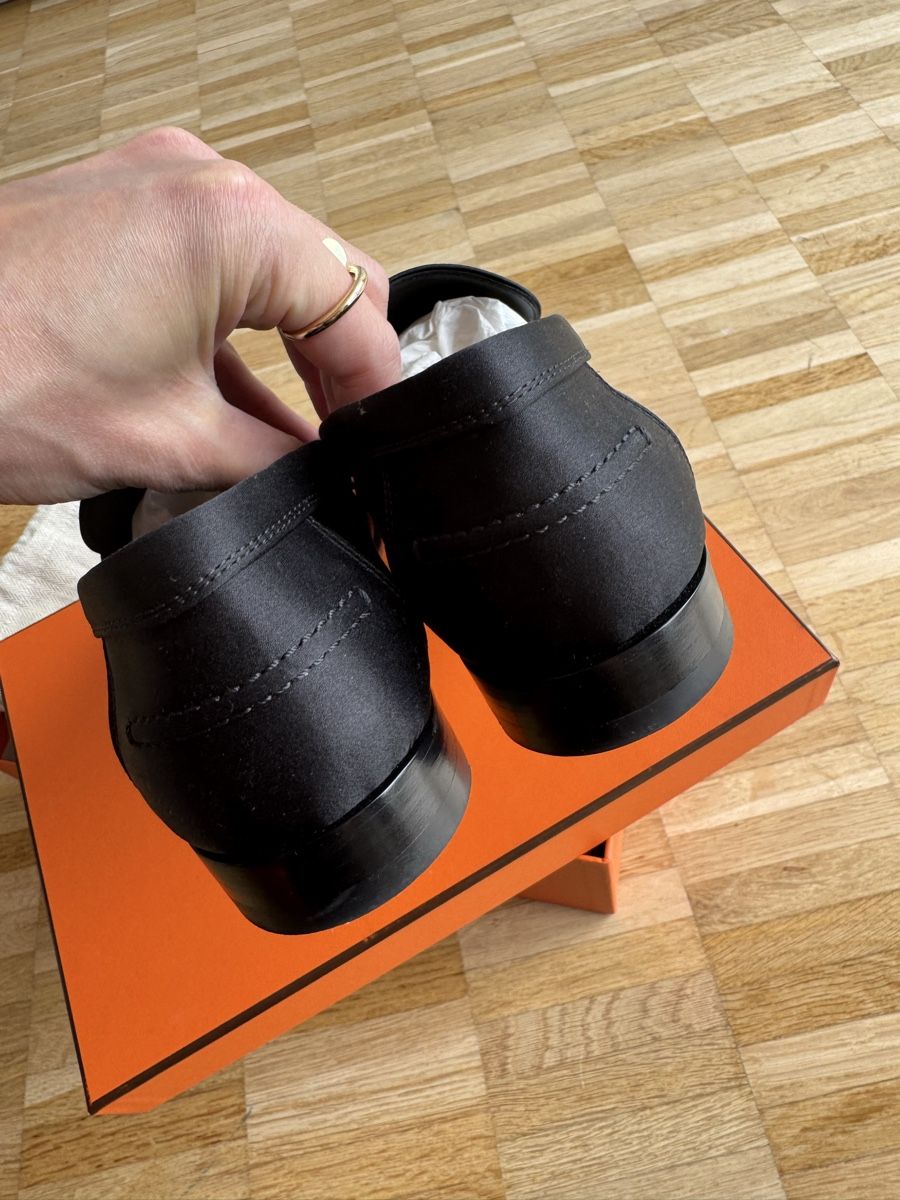Hermès Scarpe da donna: Hermès Loafers - Black, Size 40.5 - Iconic – Nuovo (secondo la descrizione) da Zürich venduto da kvsm_75 2