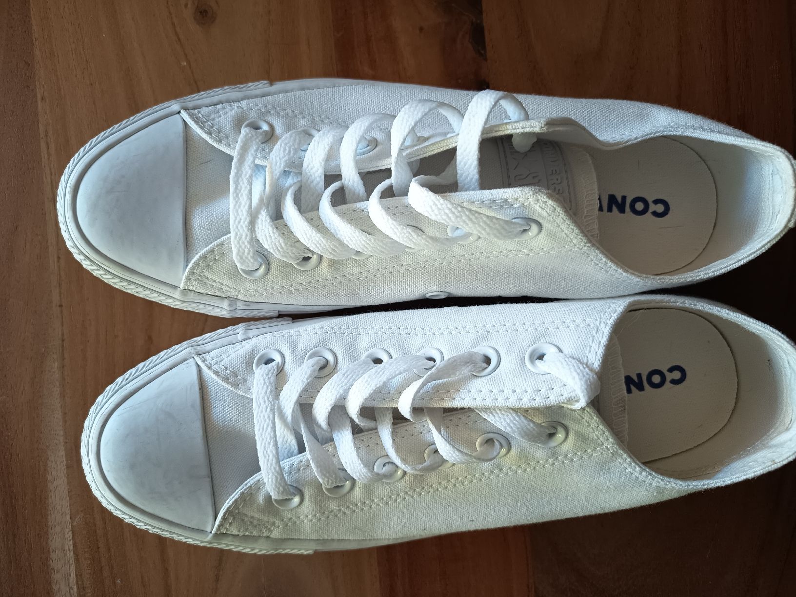 Converse Scarpe da uomo: Schuhe Converse Grösse 39 – Usato da Wald ZH venduto da -lea-