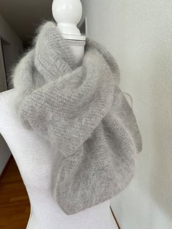 Schal exklusive  Hand Made Angora Wolle