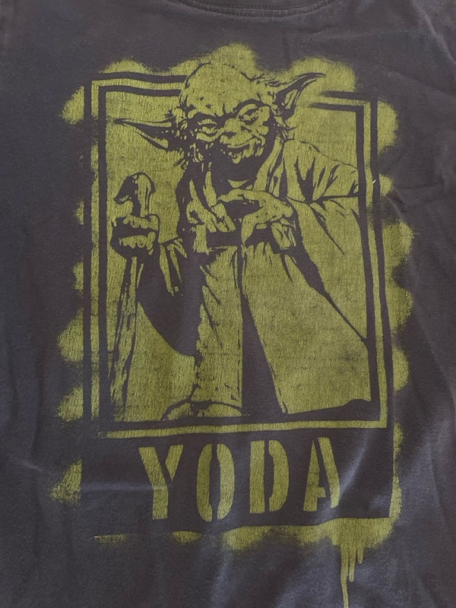 Star Wars Chemises, T-shirts & Polos: 2 Star Wars T-Shirts Gr.128 – D'occasion à Obergerlafingen par cabo4 2