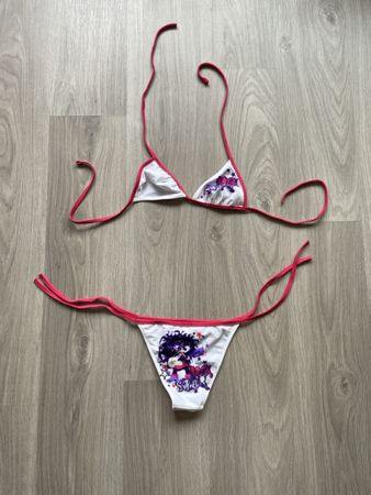Süsser Bikini mit Print — Grösse XS — Perfekt für den Sommer