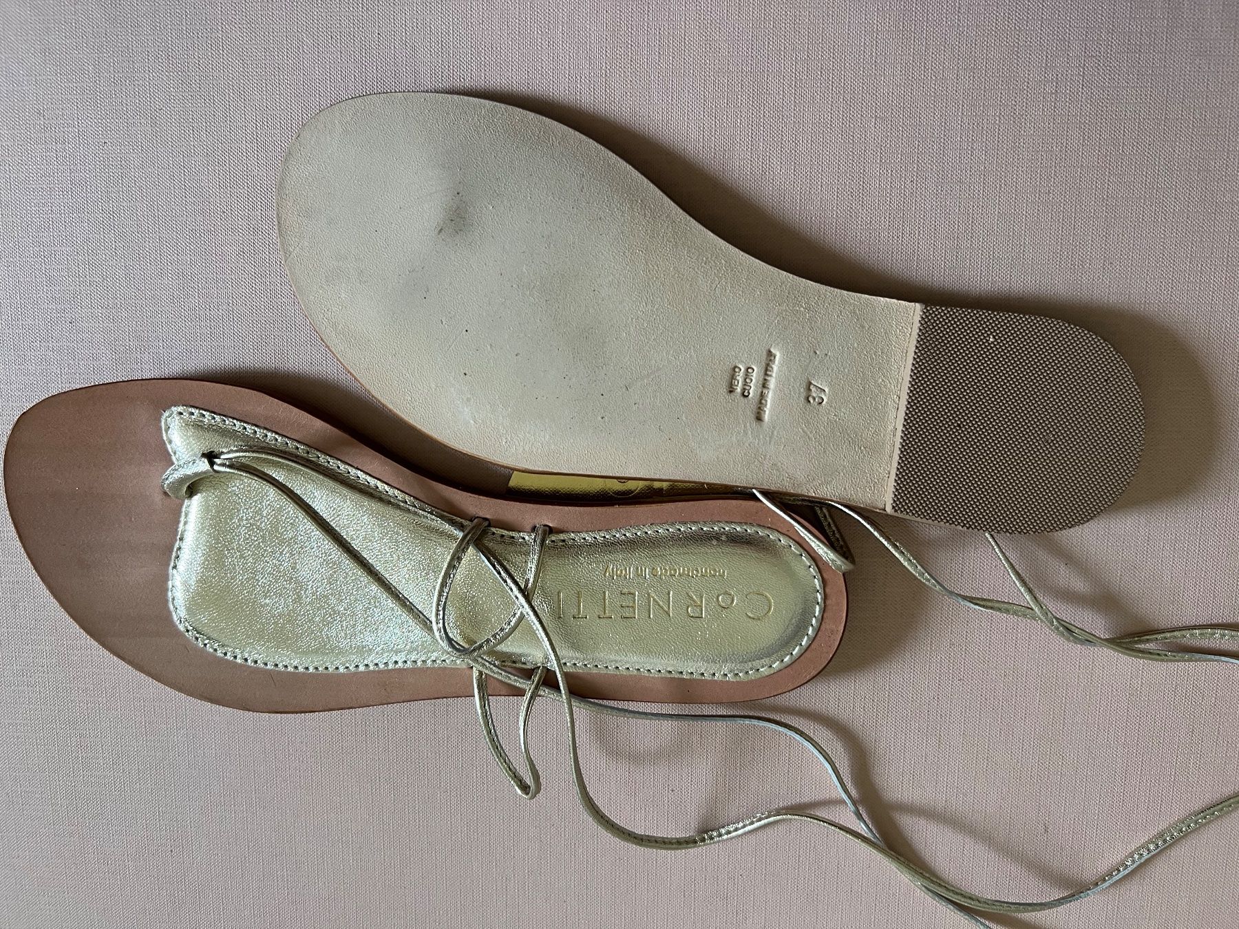 Zara Scarpe da donna: Wunderschöne Cornetti Sandalen gold – Nuovo (secondo la descrizione) da Zürich venduto da Suki. 1