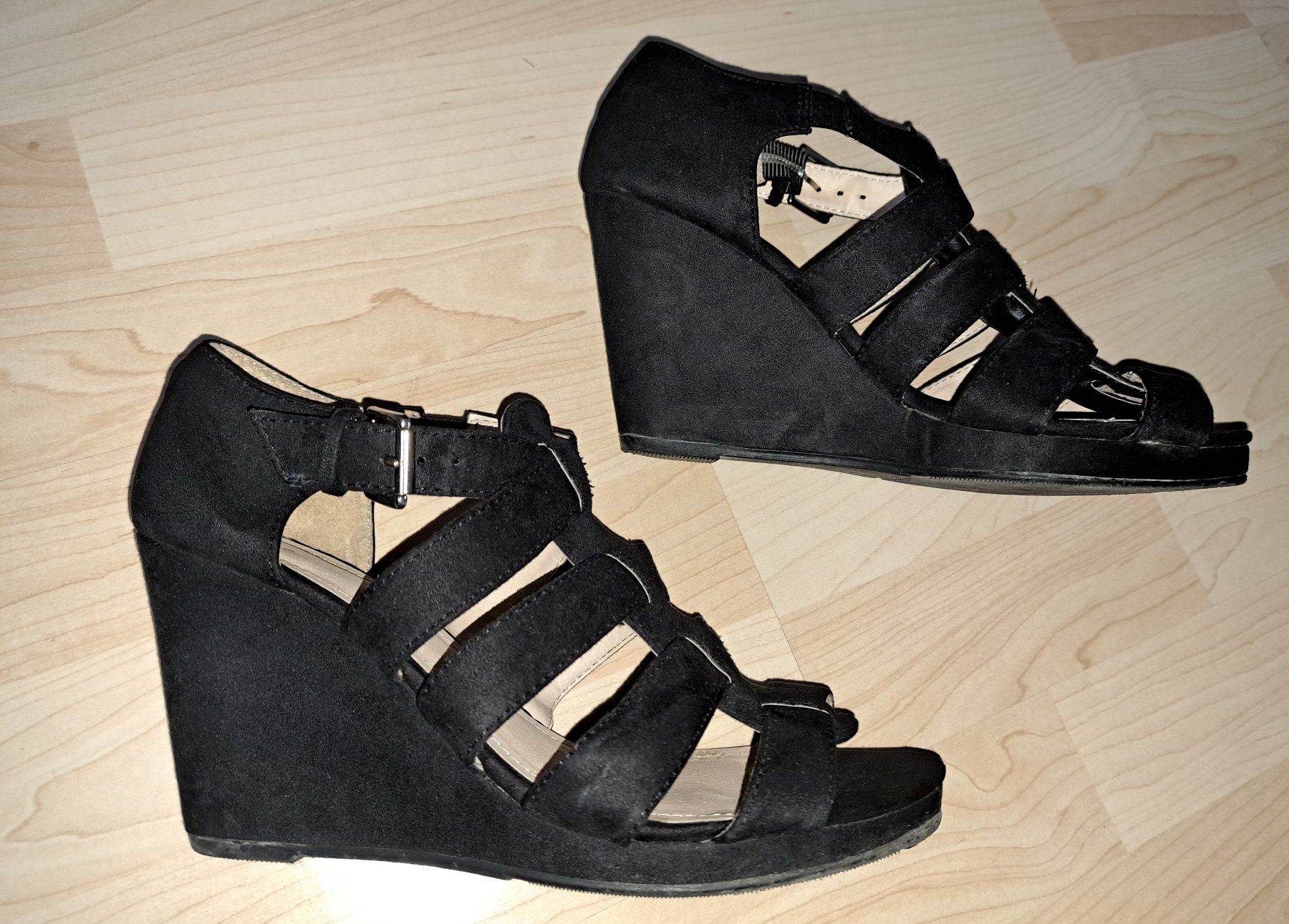 H&M Damenschuhe: Keilschuhe schwarz gr.39 – Gebraucht aus Oberurnen von rotty80 3