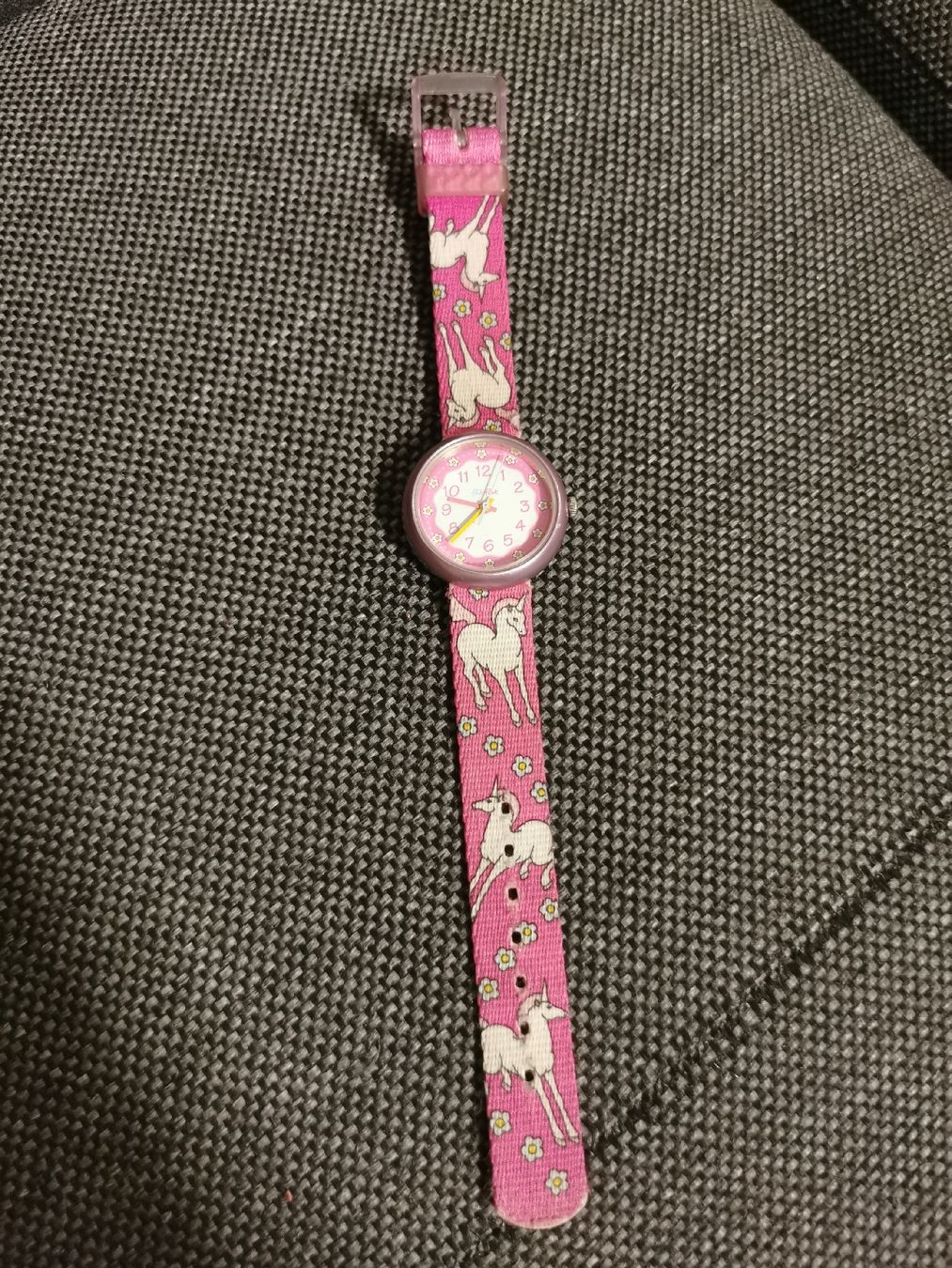 Flik Flak Montres: flick flack Kinderuhr mit Einhörnern in rosa – D'occasion à Buchs SG par and_s6ps